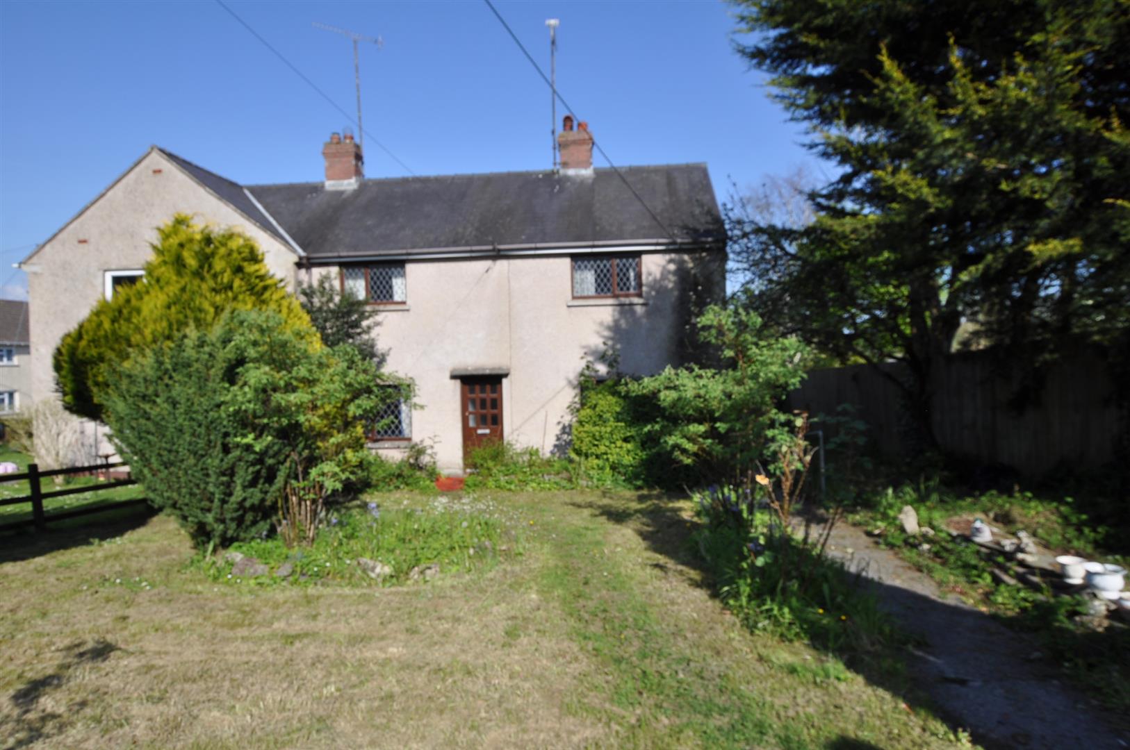 LonYPrior, St. Clears, Carmarthen Terry Thomas & Co Estate Agents in Carmarthenshire West Wales